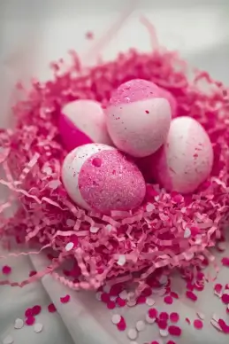 easter backdrop picture eggs paper confetti closeup 