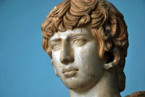 elefsis greece statures