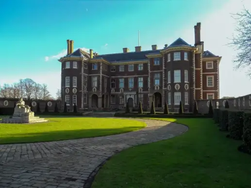 england scenery picture tranquil classic palace
