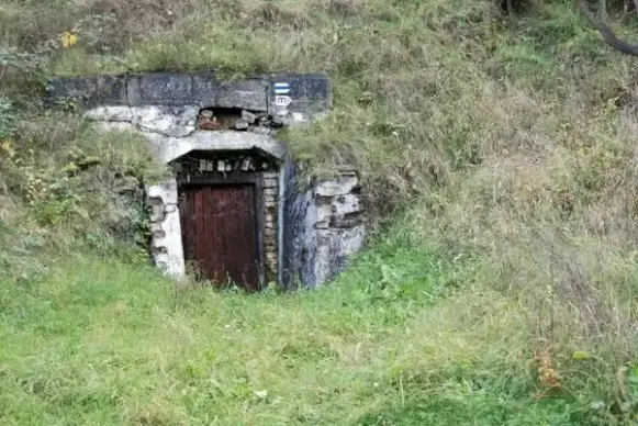 enter the catacombs