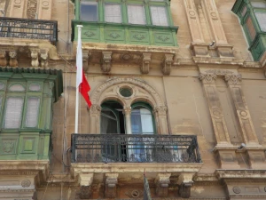 facade home window