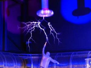 flash tesla coil experiment