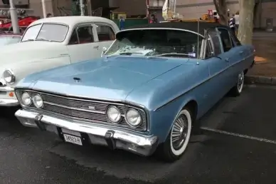 ford fairlane zb 500