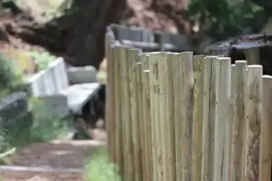 happy fence friday