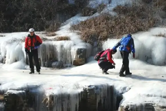 hikers on ice
