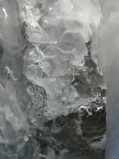 ice icicle frozen