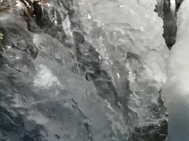 ice icicle frozen