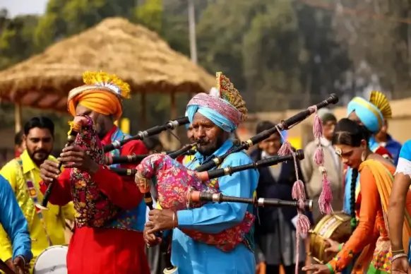 india festive picture cultural costumes instruments performance