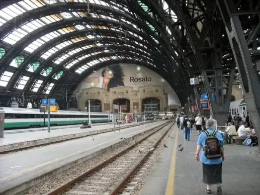 italy milano train station