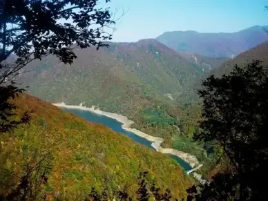 japan lake river