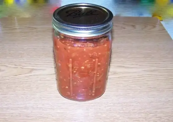 jar of spaghetti sauce