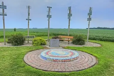landscape around the high point at hawkeye point iowa