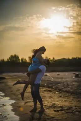 love picture happy dynamic couple twilight scene 