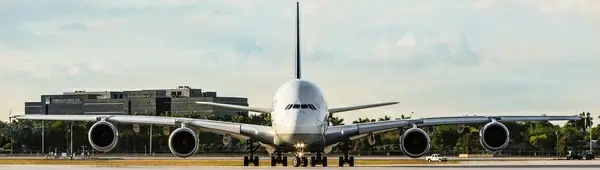 lufthansa airbus a380