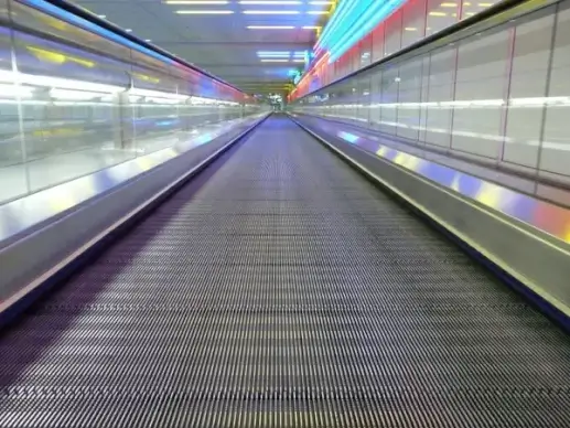 metal segments moving walkway roller platform