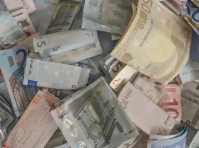 money eur ticket