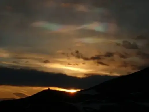 nacreous and ordinary clouds