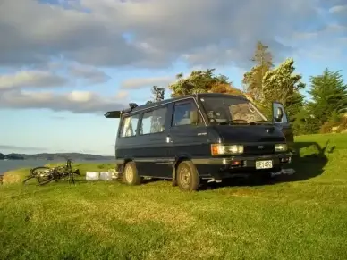 new zealand travel bus