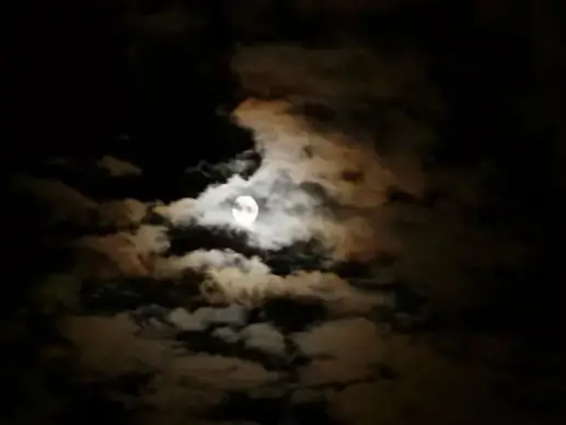 night moon clouds