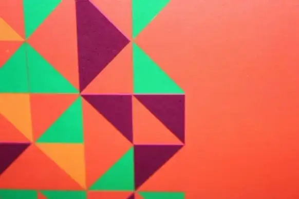 orange triangles background