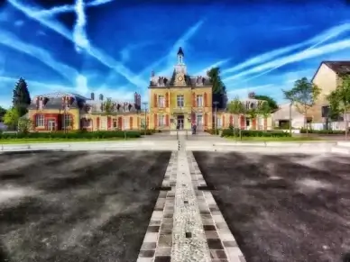 persan france town hall