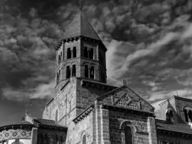 puy-de-dome church building