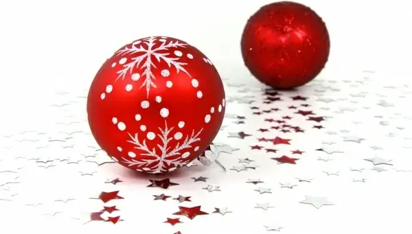 red baubles