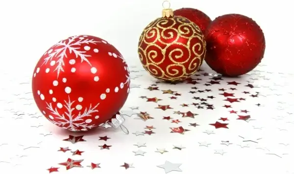 red baubles
