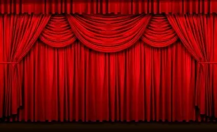 red curtain boutique picture