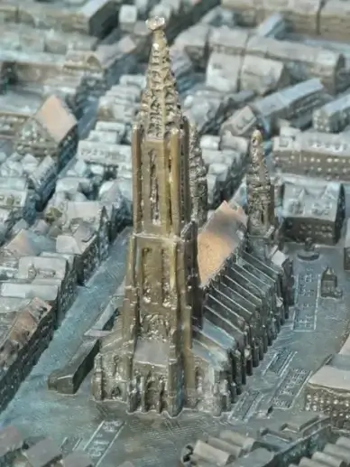 relief map ulm cathedral