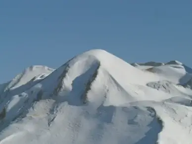 ridge rise mountain