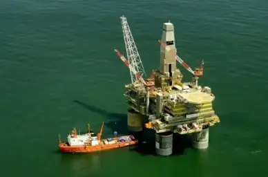 russia oil platform rig