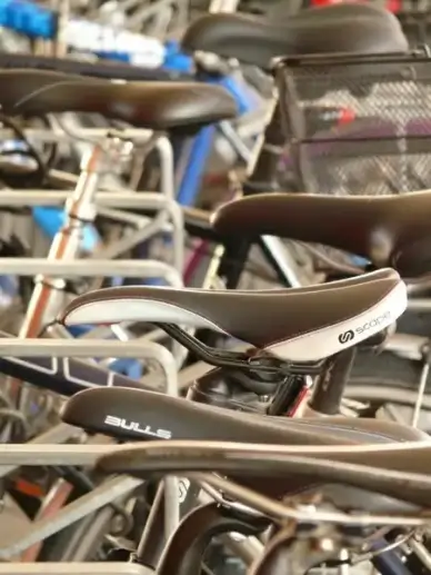 saddle bicycle saddle wheel