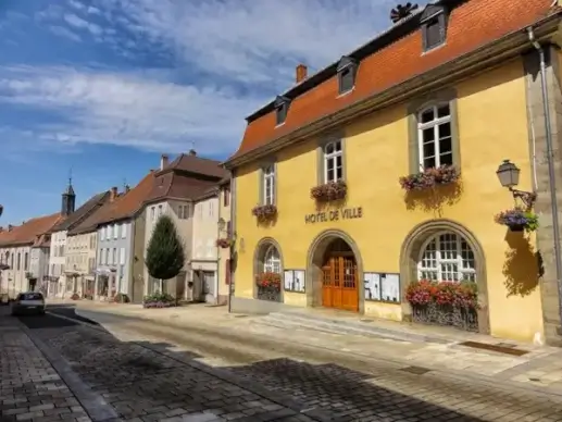 sarre-union france town