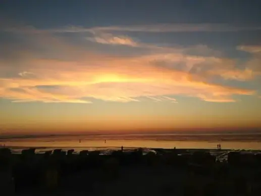 sea sunset clouds