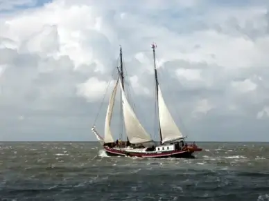 ship sail sea