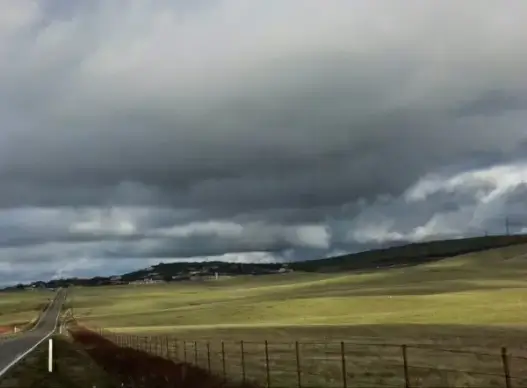 skies over folsom 897