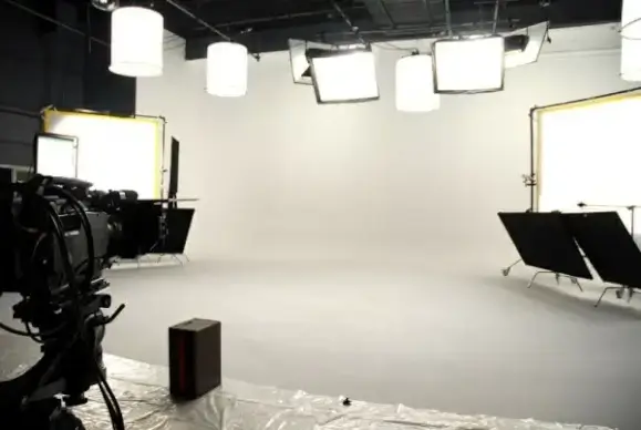 studio highdefinition picture