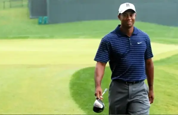 tiger woods golf golfer