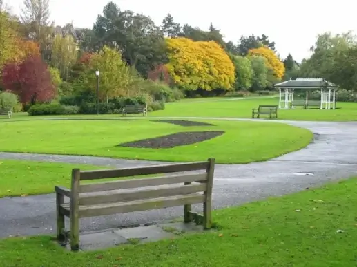 valley of the bench in the park
