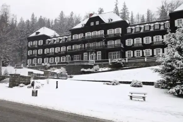 winter hotel