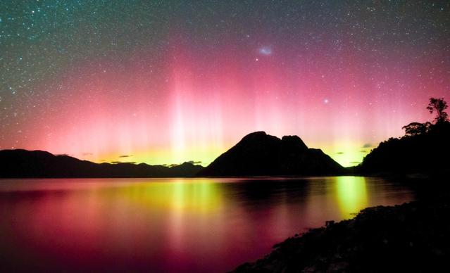 astronomy scenery picture sparkling starlight dark calm lake