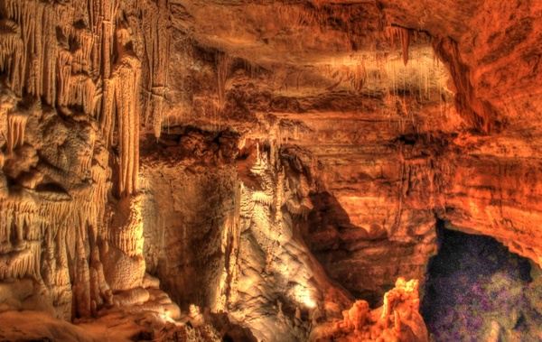 big cave formations at natural bridge caverns texas
