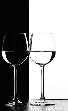 black and white red wine picture