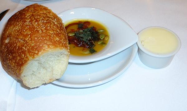 bread with pumpkin dipping sauce