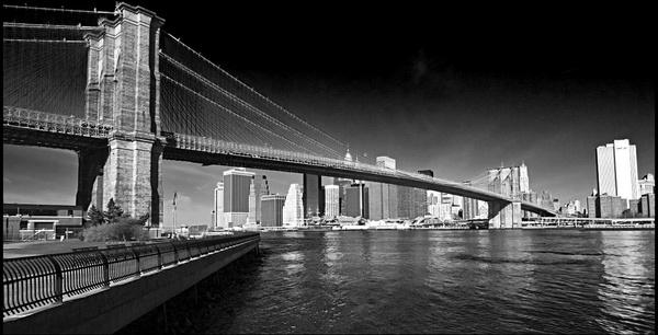 brooklyn bridge lower manhattan new york city ny usa