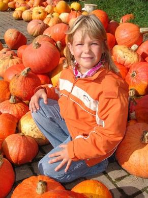 child pumpkin autumn