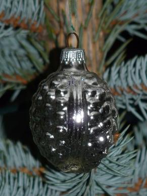 christmas ornament pine cones christmas ornaments