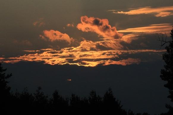 clouds at dusk at voyaguers national park minnesota
