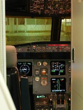 cockpit flight deck aircraft